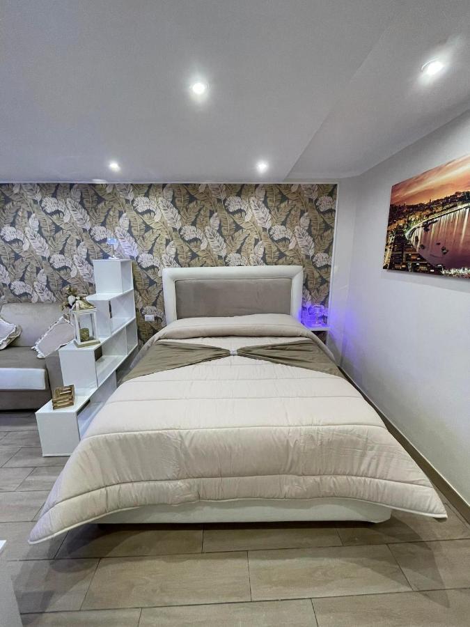 La Dimora Dei Sogni Sedil Capuano Home Suite Napoli Exterior foto