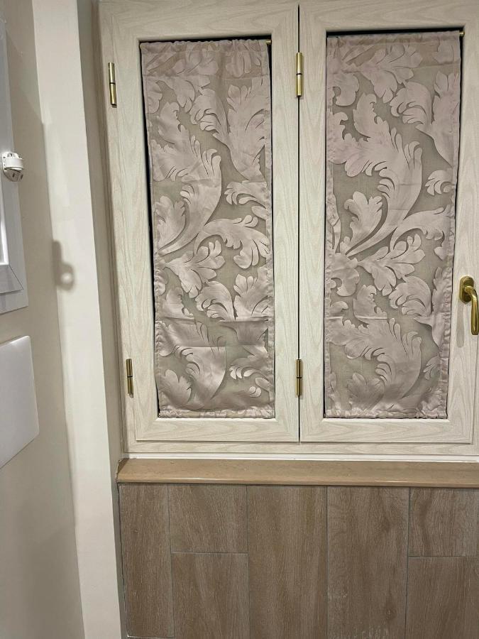 La Dimora Dei Sogni Sedil Capuano Home Suite Napoli Exterior foto