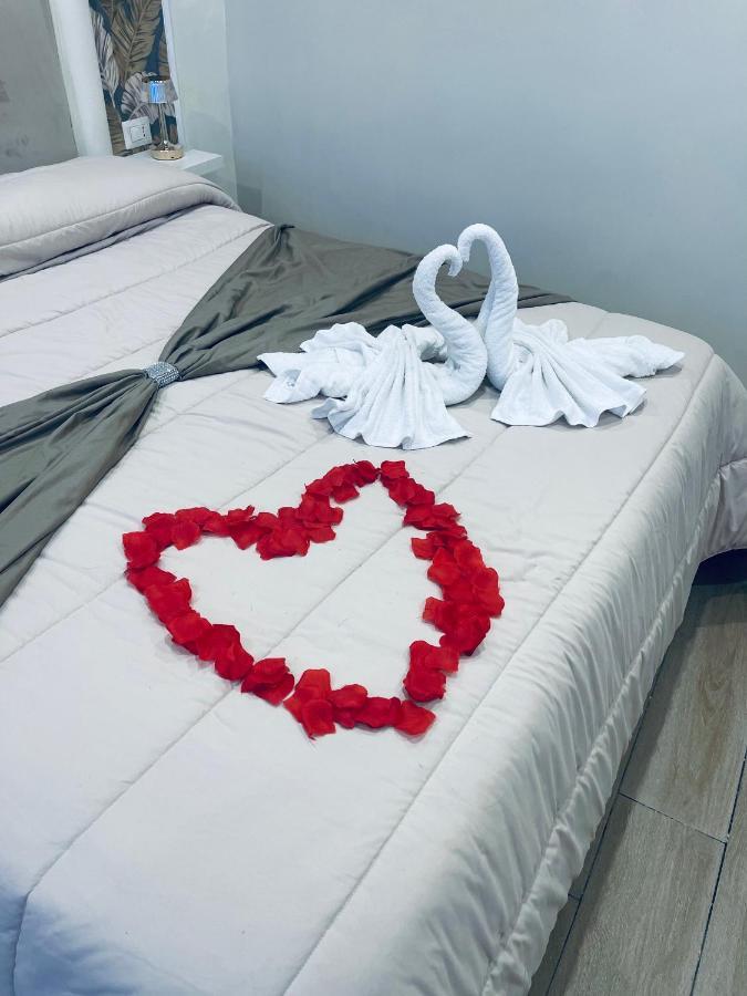 La Dimora Dei Sogni Sedil Capuano Home Suite Napoli Exterior foto